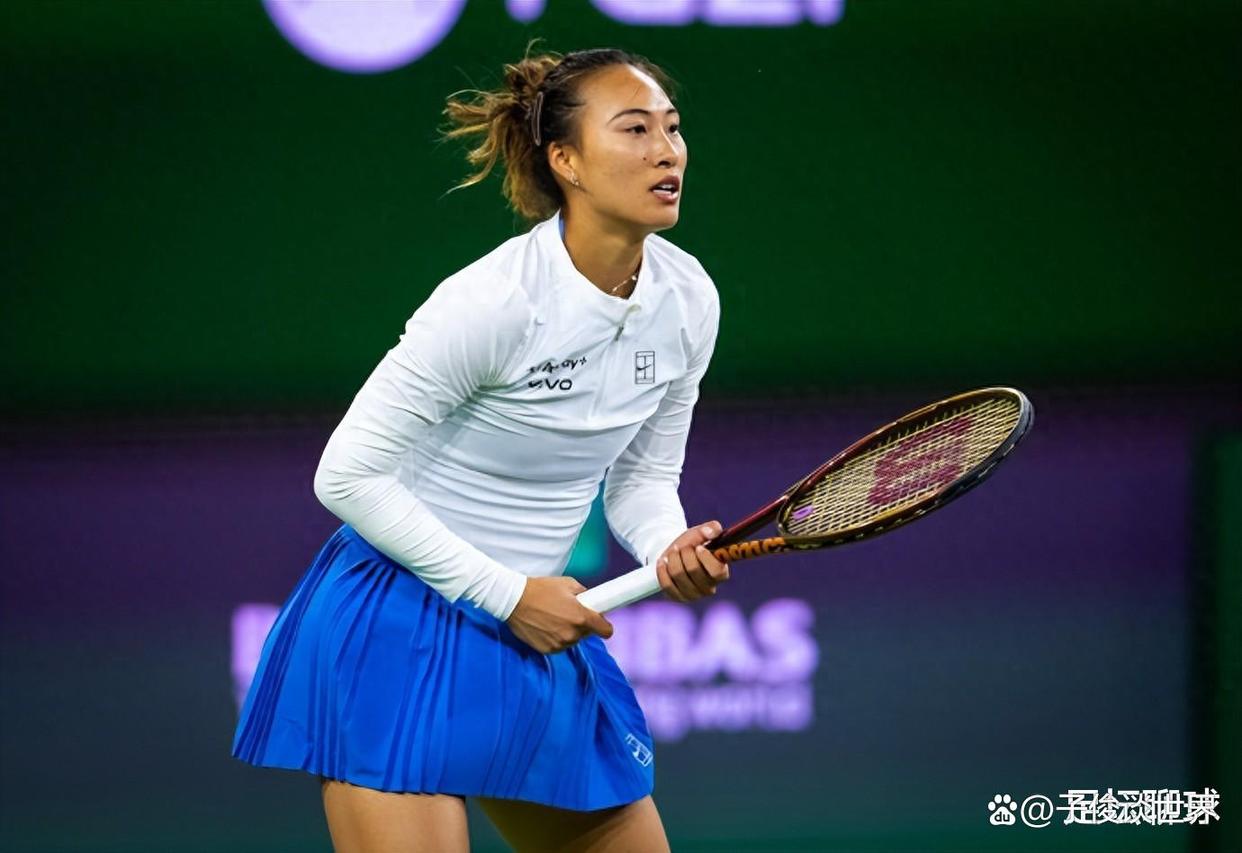 郑钦文2-0晋级，8强席位已决出4席，具体对阵揭晓：中国金花对决卫冕冠军
